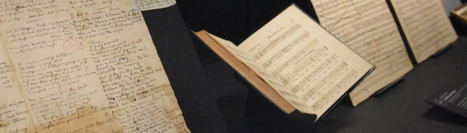 Ausschnitt der Vitrinenpräsentation zu Carl Maria von Weber
